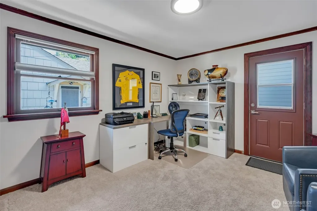 30201 33rd Avenue SW Federal Way WA 98023
