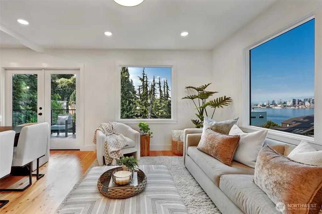 4011 SW Massachusetts Street Seattle WA 98116