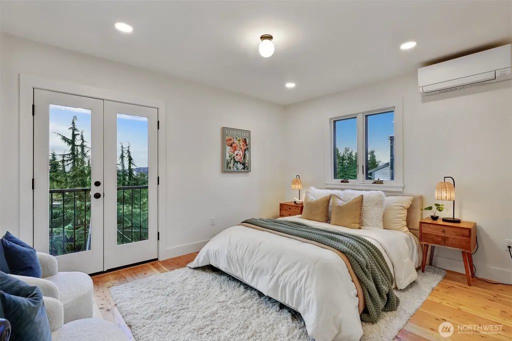 4011 SW Massachusetts Street Seattle WA 98116