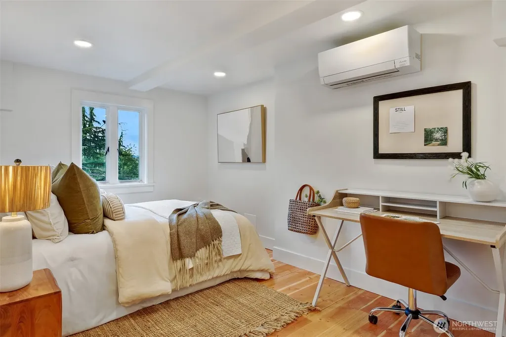 4011 SW Massachusetts Street Seattle WA 98116
