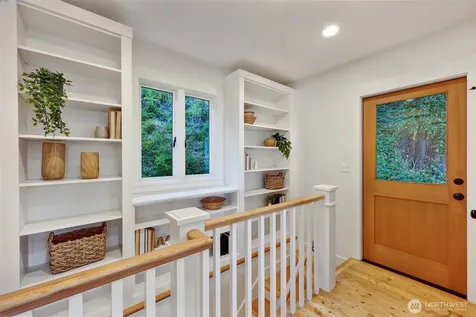 4011 SW Massachusetts Street Seattle WA 98116
