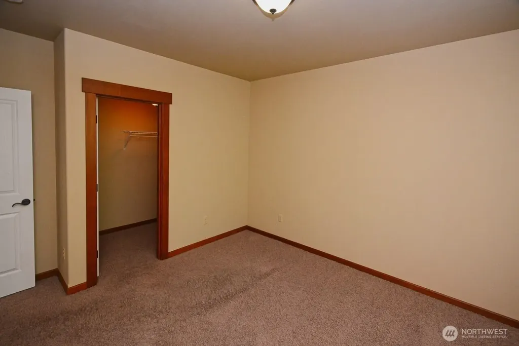 10123 88th Court SW Lakewood WA 98498