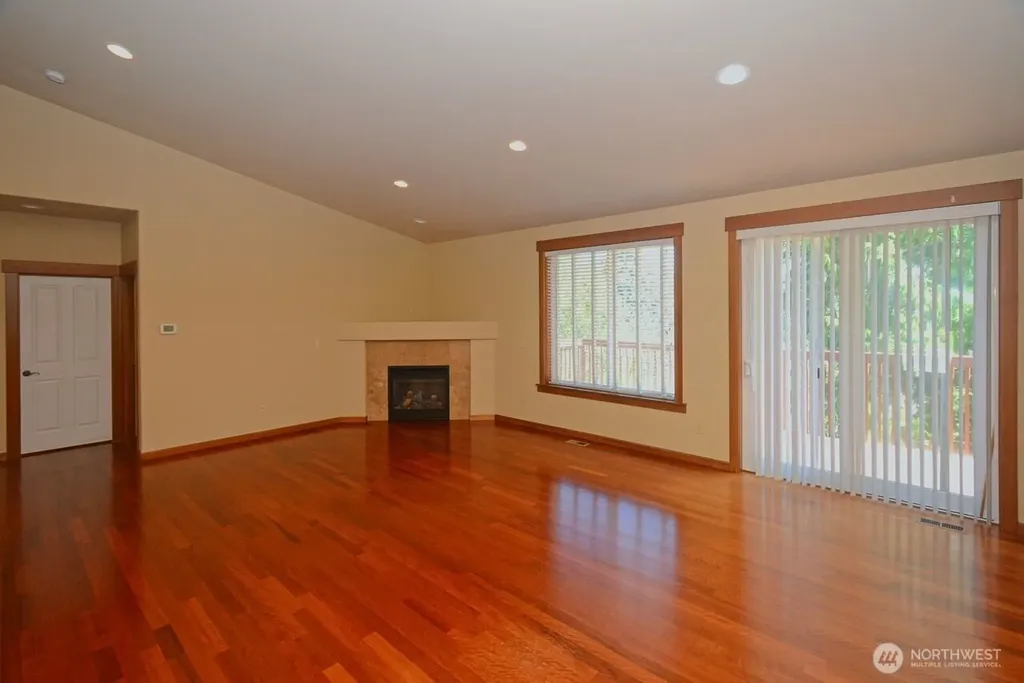 10123 88th Court SW Lakewood WA 98498