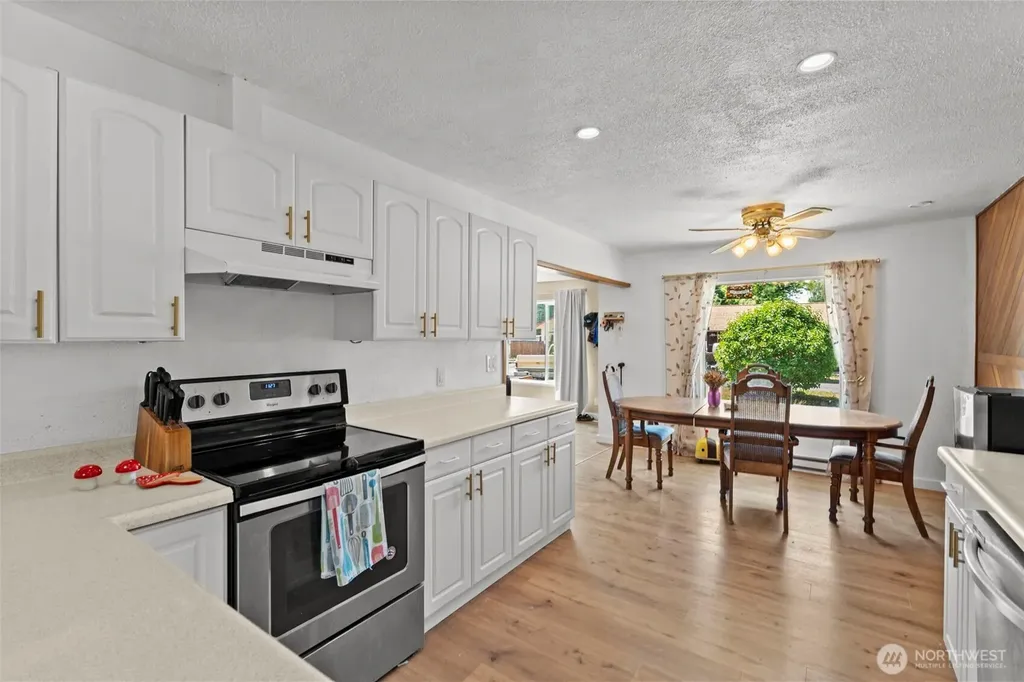 1101 Elm Street Kelso WA 98626