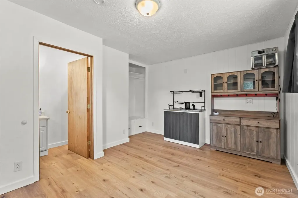 1101 Elm Street Kelso WA 98626