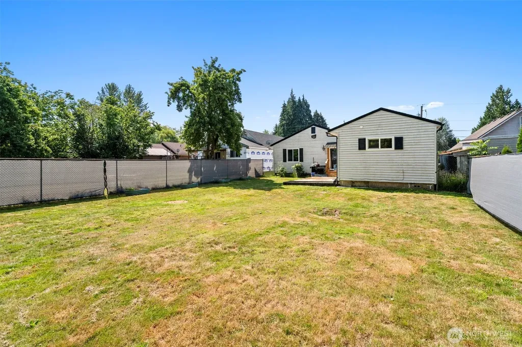 1101 Elm Street Kelso WA 98626
