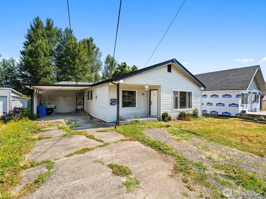 1101 Elm Street Kelso WA 98626