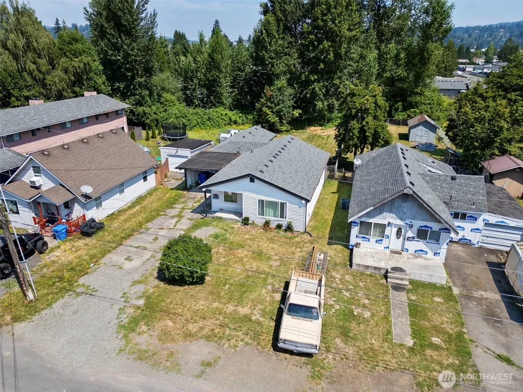 1101 Elm Street Kelso WA 98626