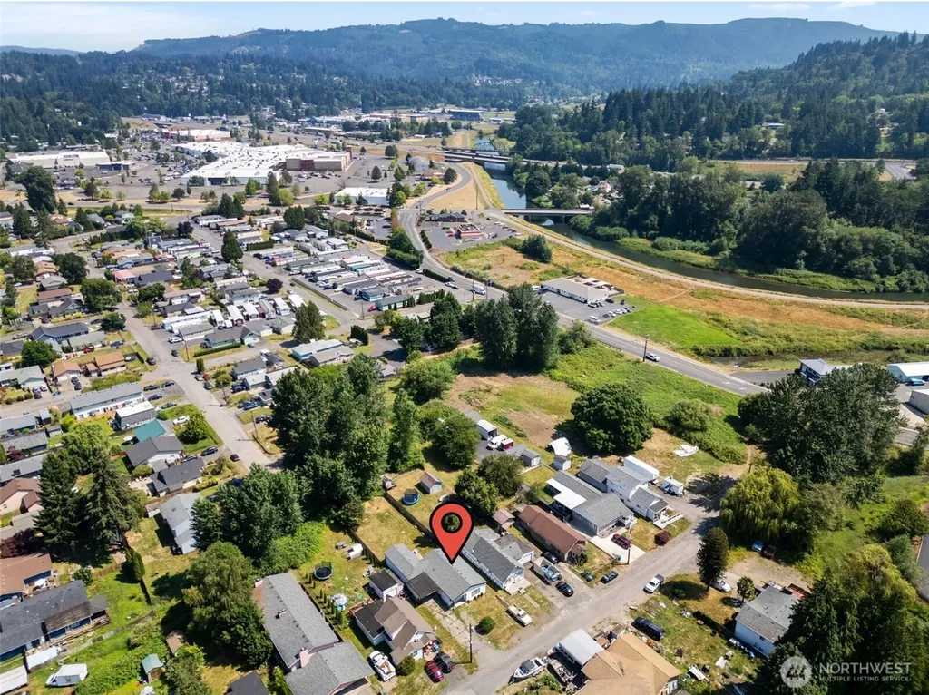 1101 Elm Street Kelso WA 98626