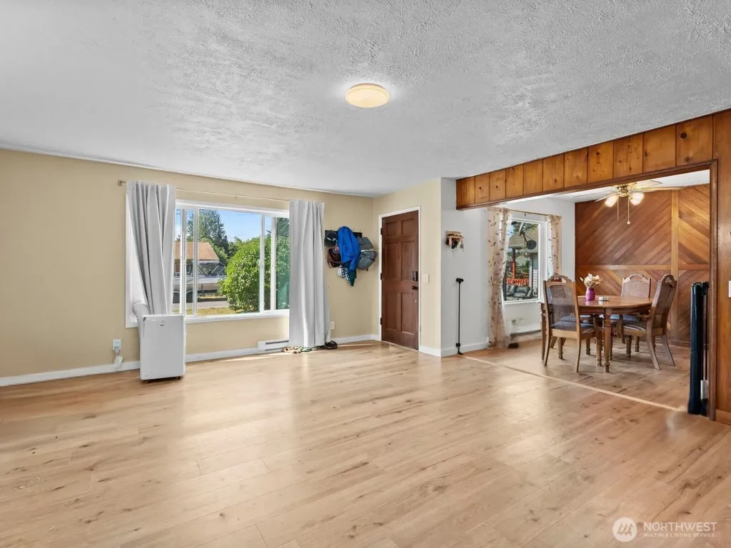 1101 Elm Street Kelso WA 98626