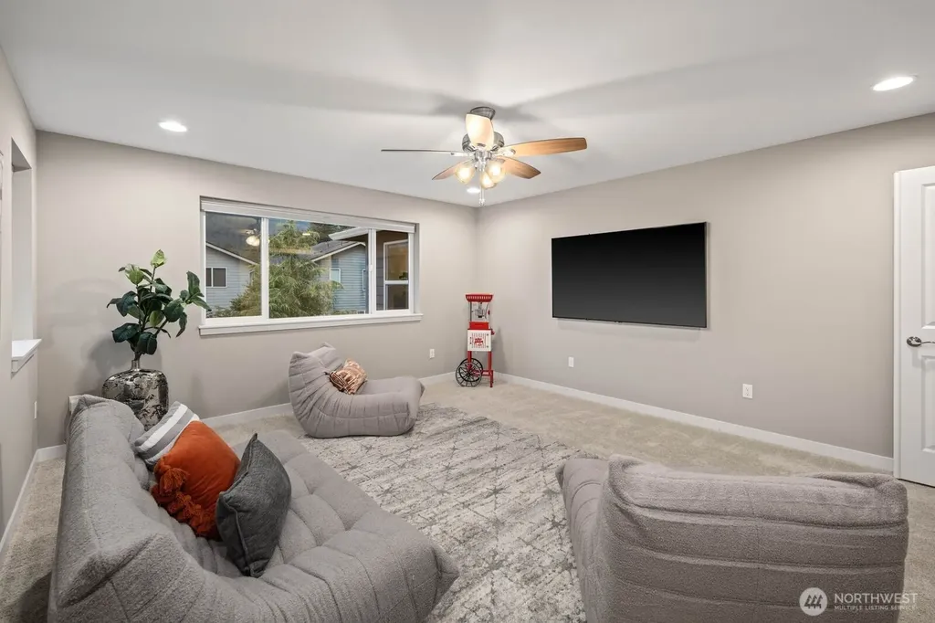 356 Vaughan Boulevard NE North Bend WA 98045