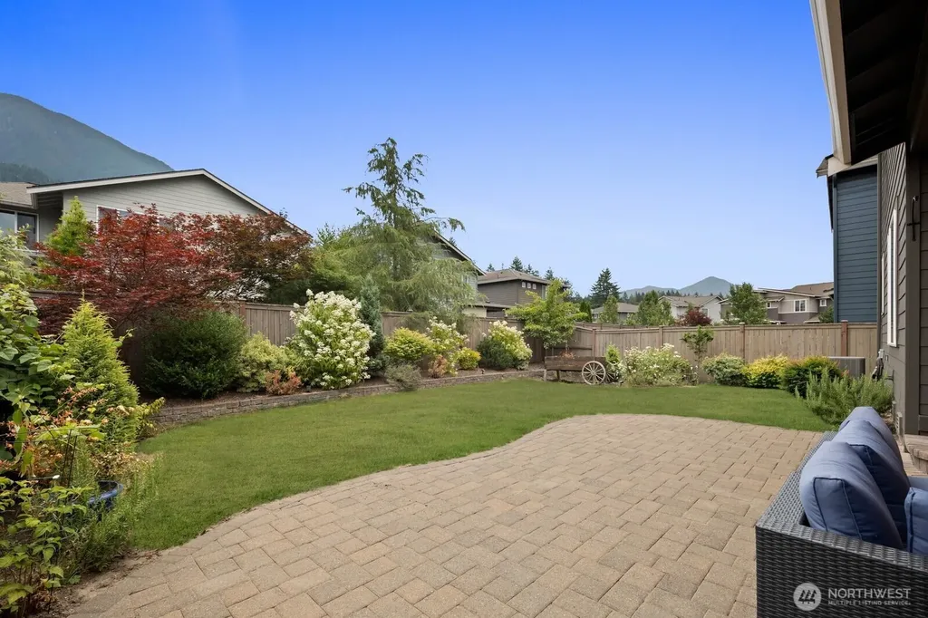356 Vaughan Boulevard NE North Bend WA 98045