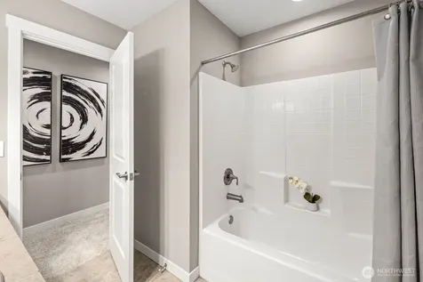 356 Vaughan Boulevard NE North Bend WA 98045