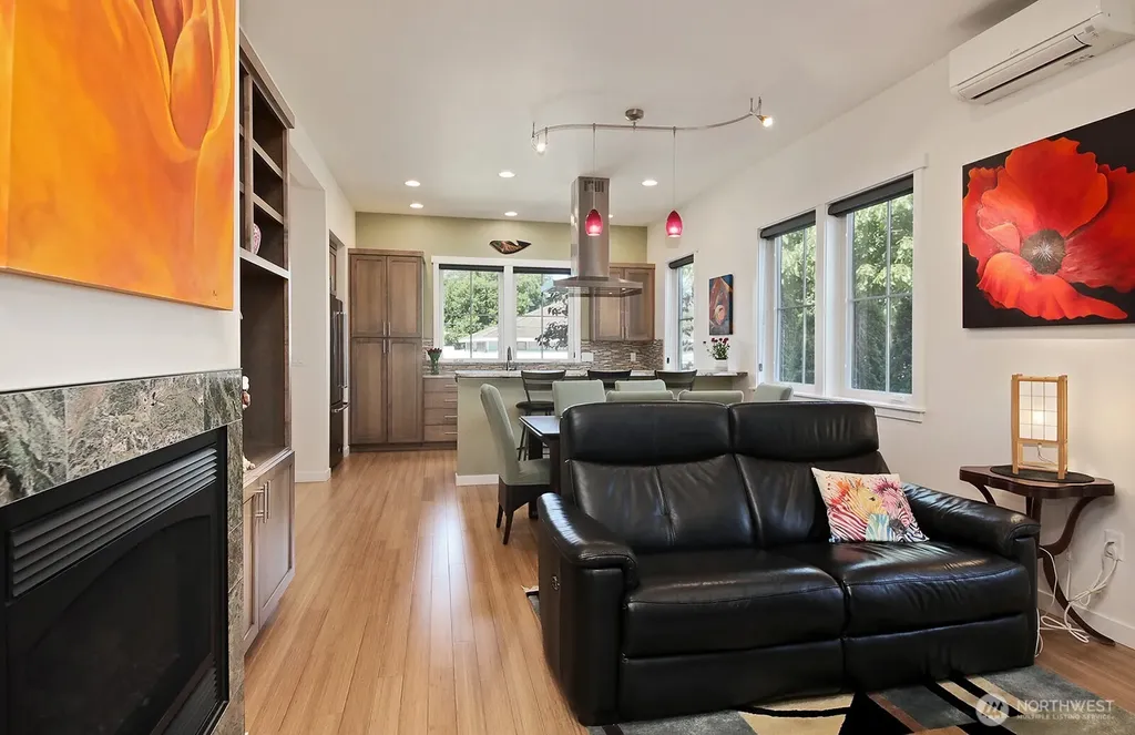 512 Cascade Avenue Langley WA 98260