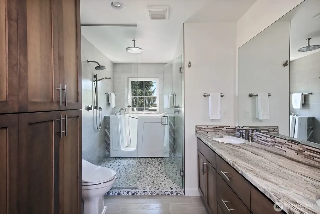 512 Cascade Avenue Langley WA 98260