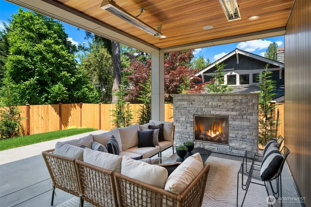 719 19th Lane W Kirkland WA 98033