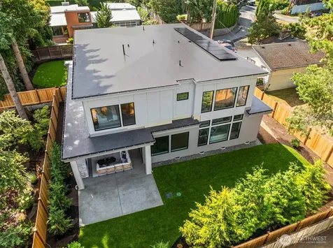 719 19th Lane W Kirkland WA 98033