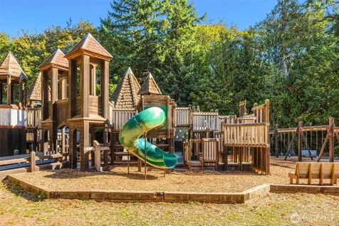 7624 NE Bothell Way Kenmore WA 98028