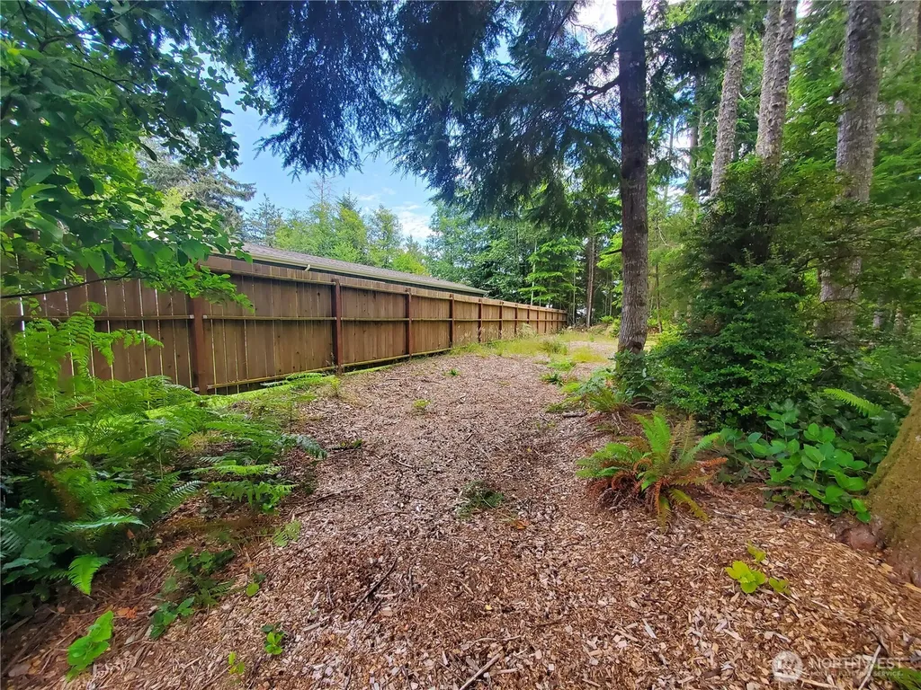 736 Chenois Avenue NE Ocean Shores WA 98569