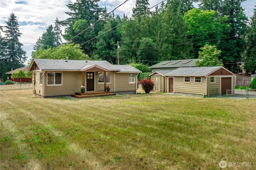 2437 Rocky Point Road NW Bremerton WA 98312
