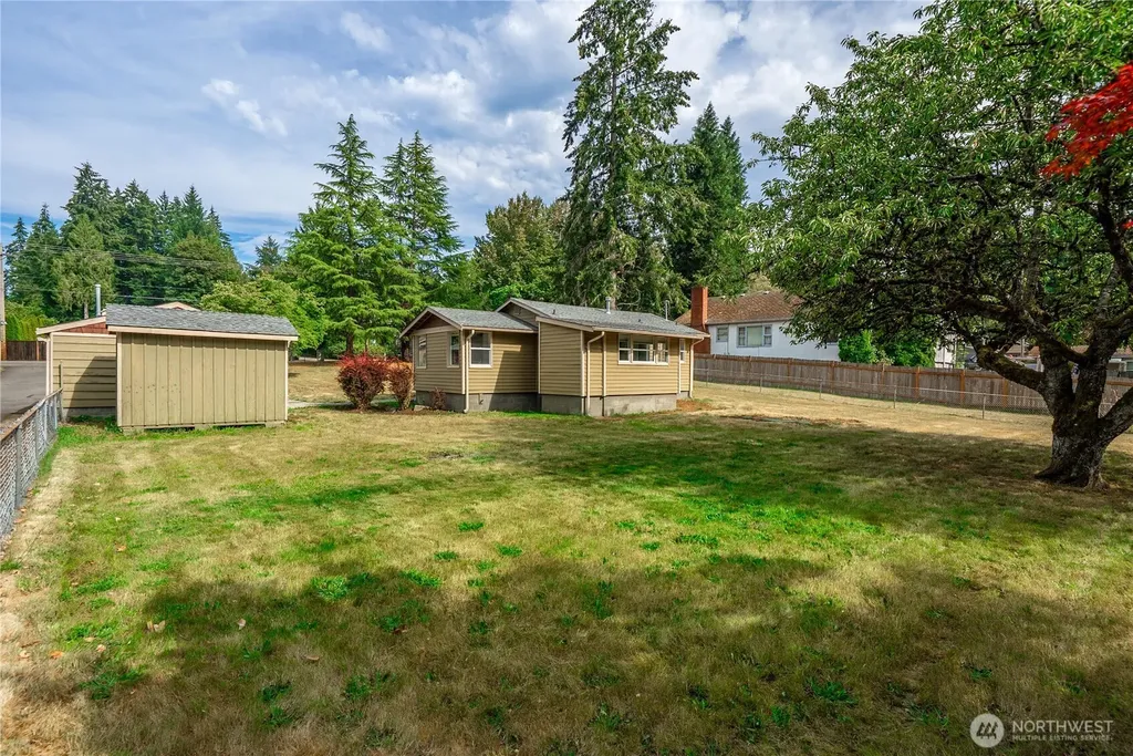 2437 Rocky Point Road NW Bremerton WA 98312