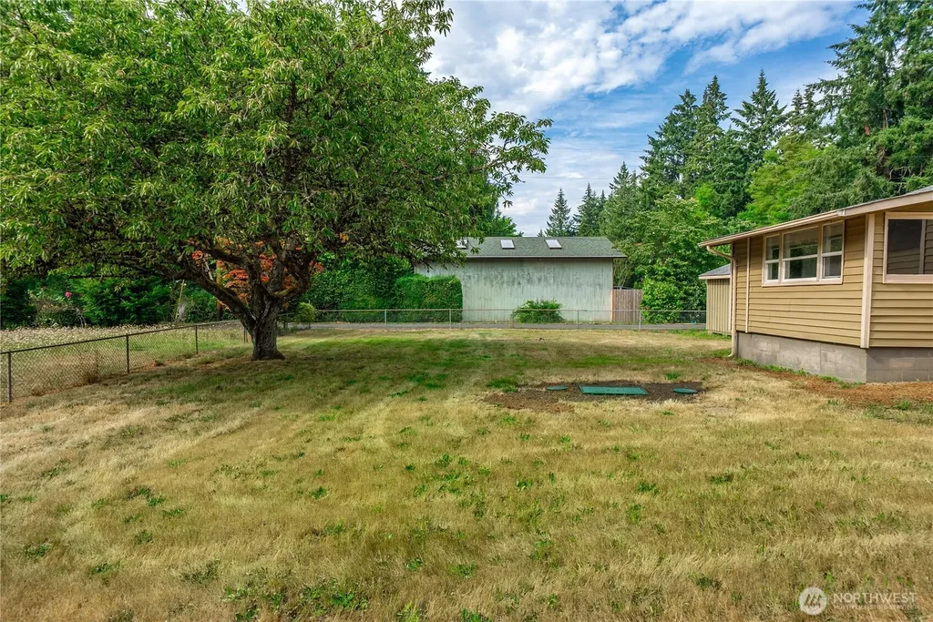 2437 Rocky Point Road NW Bremerton WA 98312