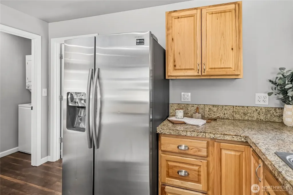 2437 Rocky Point Road NW Bremerton WA 98312