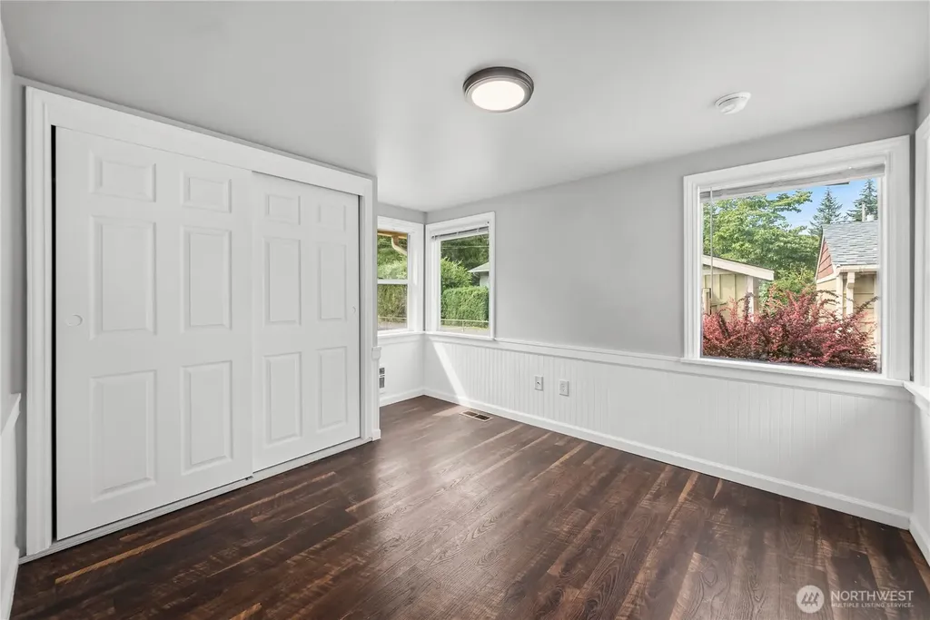 2437 Rocky Point Road NW Bremerton WA 98312