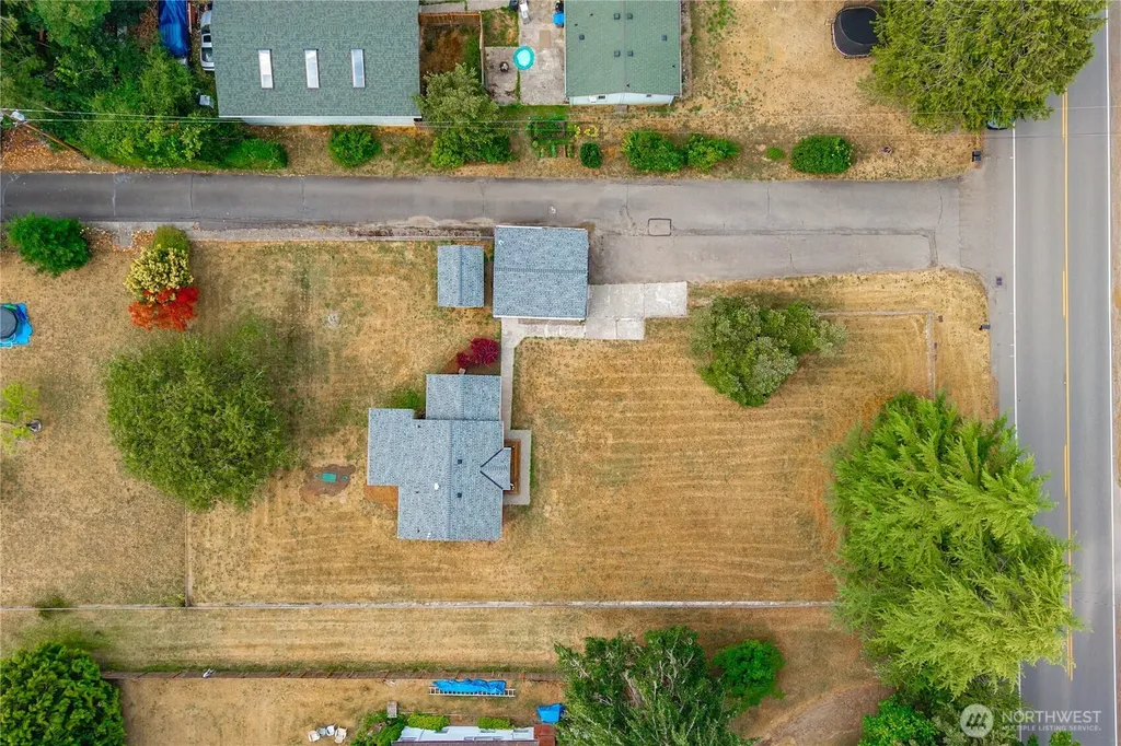 2437 Rocky Point Road NW Bremerton WA 98312