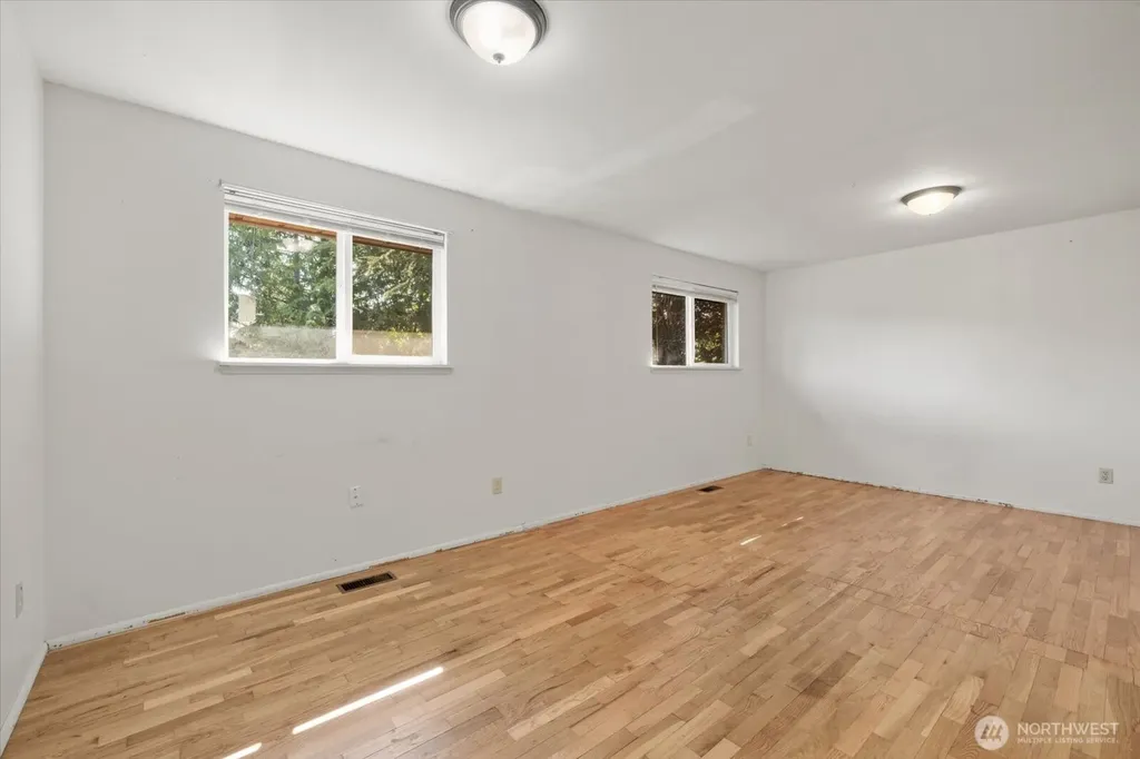 14709 58th Avenue S Tukwila WA 98168