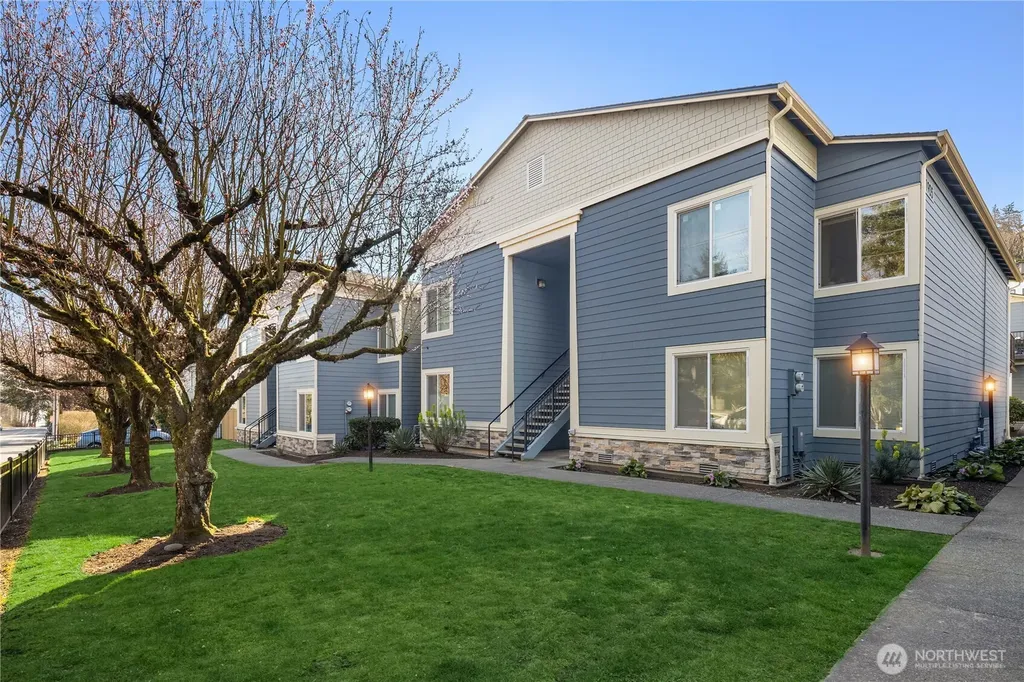 11901 93rd Avenue NE Kirkland WA 98034