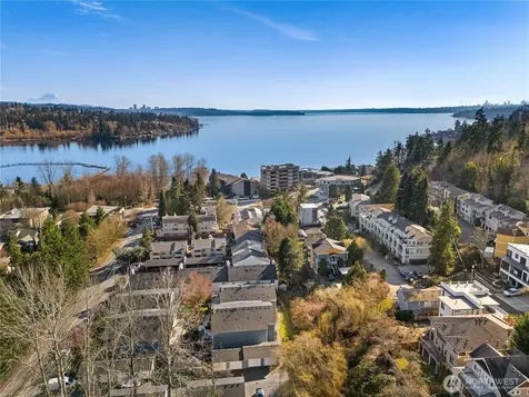11901 93rd Avenue NE Kirkland WA 98034