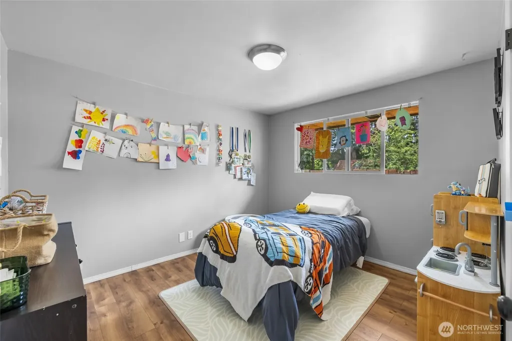 1580 NE 11th Avenue Oak Harbor WA 98277