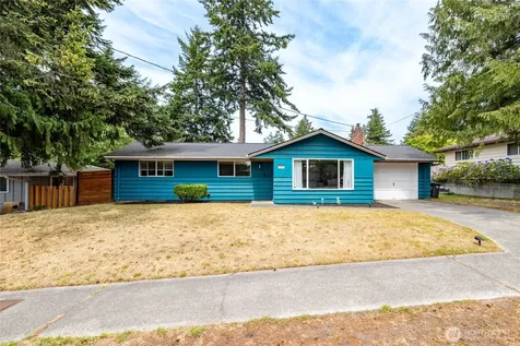 1580 NE 11th Avenue Oak Harbor WA 98277