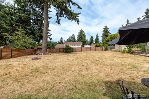 1580 NE 11th Avenue Oak Harbor WA 98277