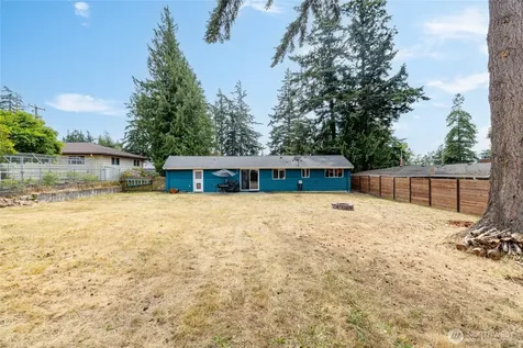 1580 NE 11th Avenue Oak Harbor WA 98277
