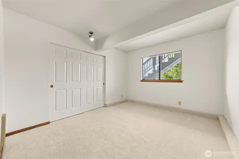 543 Hemlock Way Edmonds WA 98020