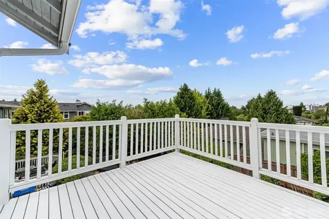 543 Hemlock Way Edmonds WA 98020