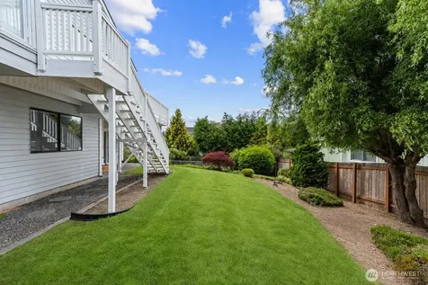 543 Hemlock Way Edmonds WA 98020