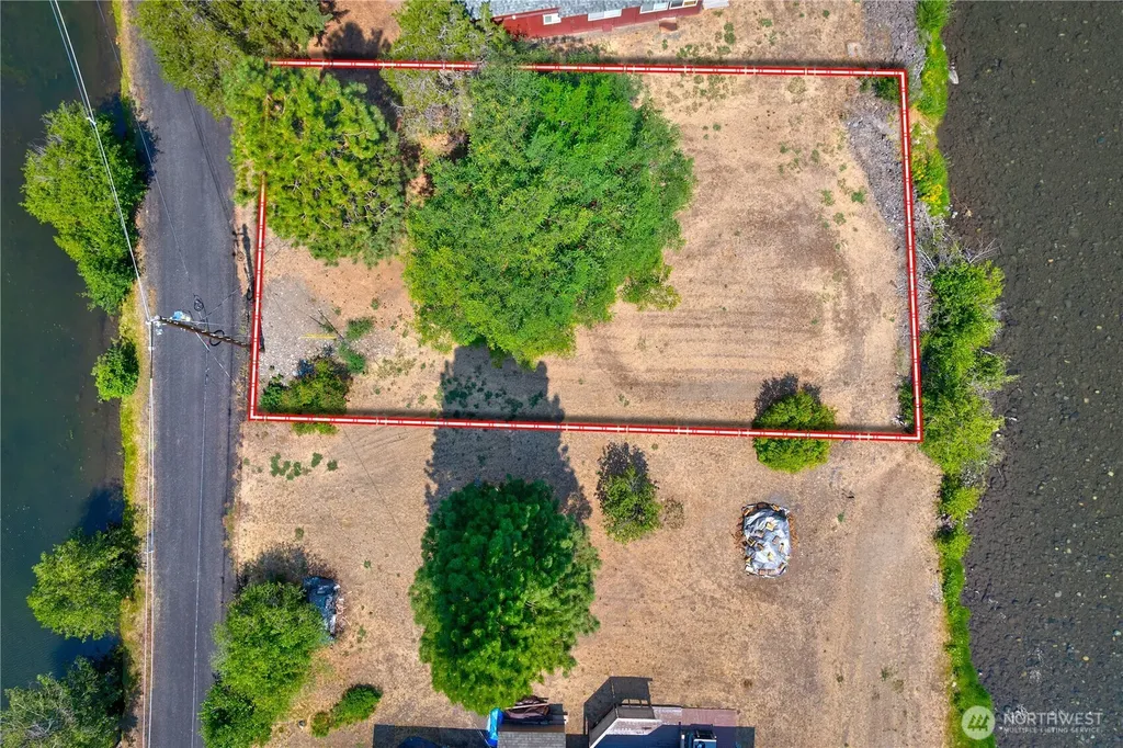 0 Pine Cliffs Naches WA 98937