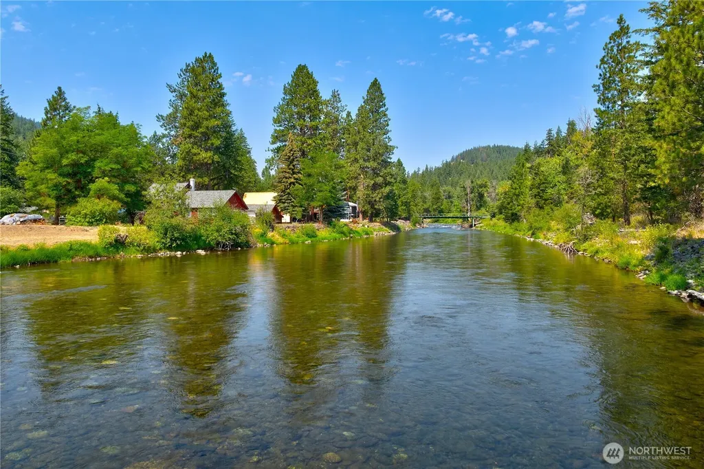 0 Pine Cliffs Naches WA 98937