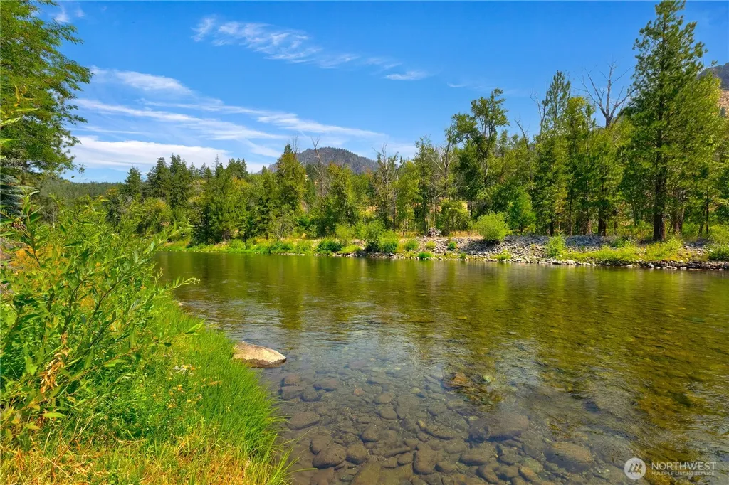0 Pine Cliffs Naches WA 98937