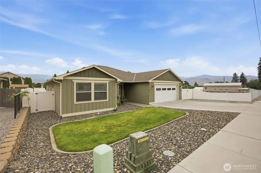 1720 Soden Street SE East Wenatchee WA 98802