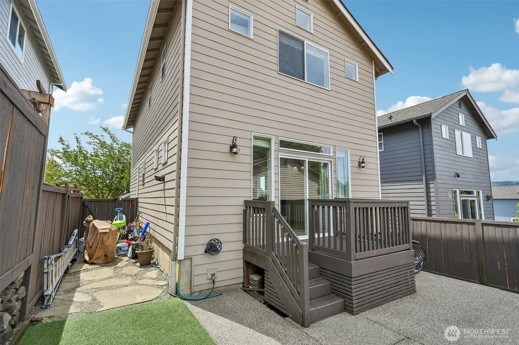 26510 NE Anderson Street Duvall WA 98019