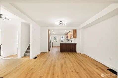 869 S 40th Street Tacoma WA 98418
