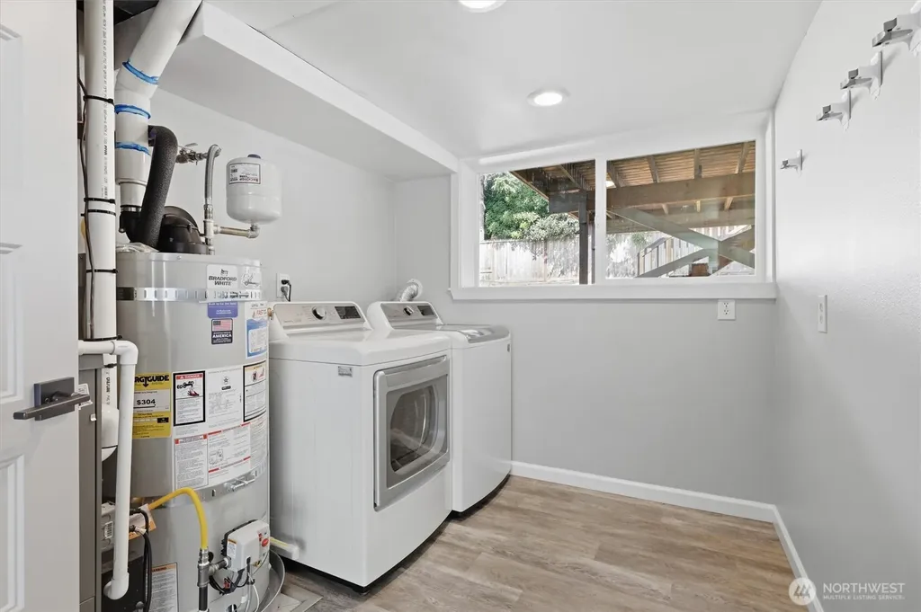 9550 172nd Avenue NE Redmond WA 98052