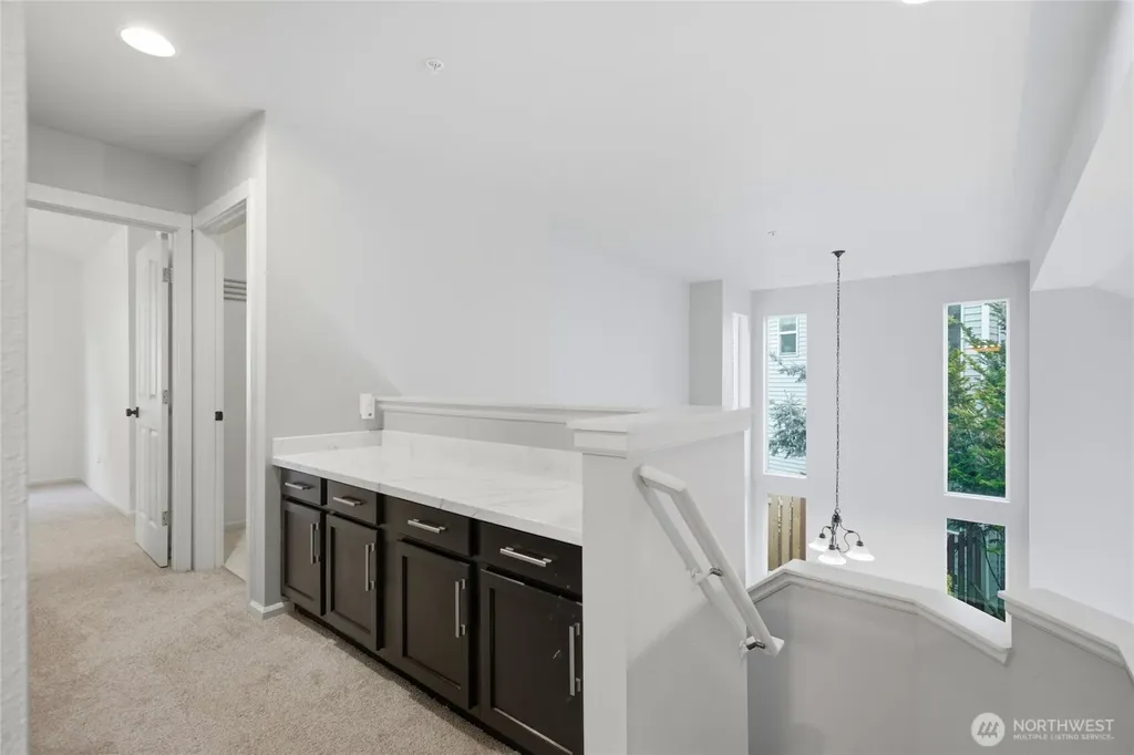 4109 S 220th Place Kent WA 98032