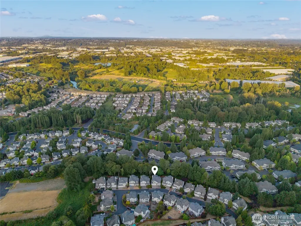 4109 S 220th Place Kent WA 98032