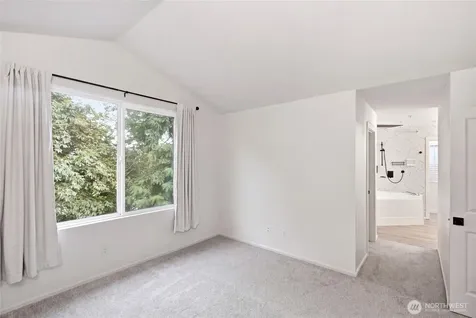 4109 S 220th Place Kent WA 98032