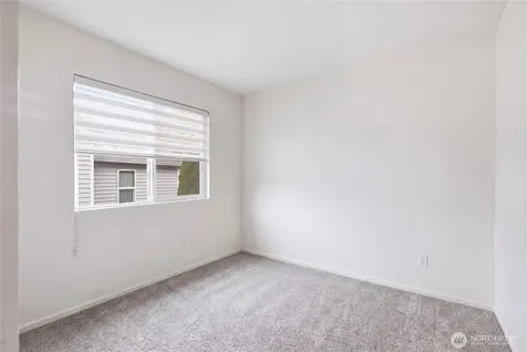 4109 S 220th Place Kent WA 98032